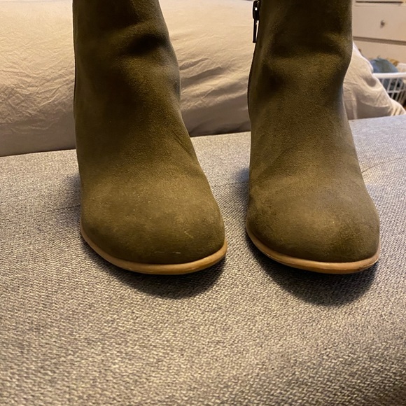 Olive green ankle boots - Picture 6 of 6